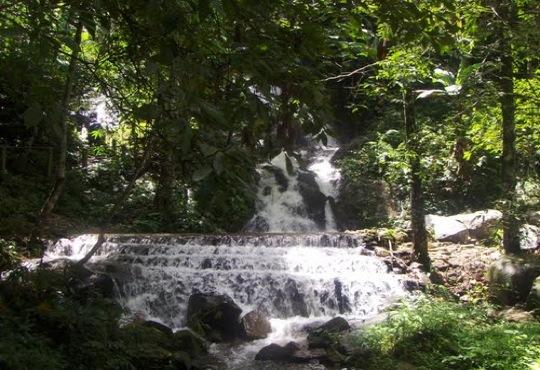 TT22 - Mae Kampong Waterfall